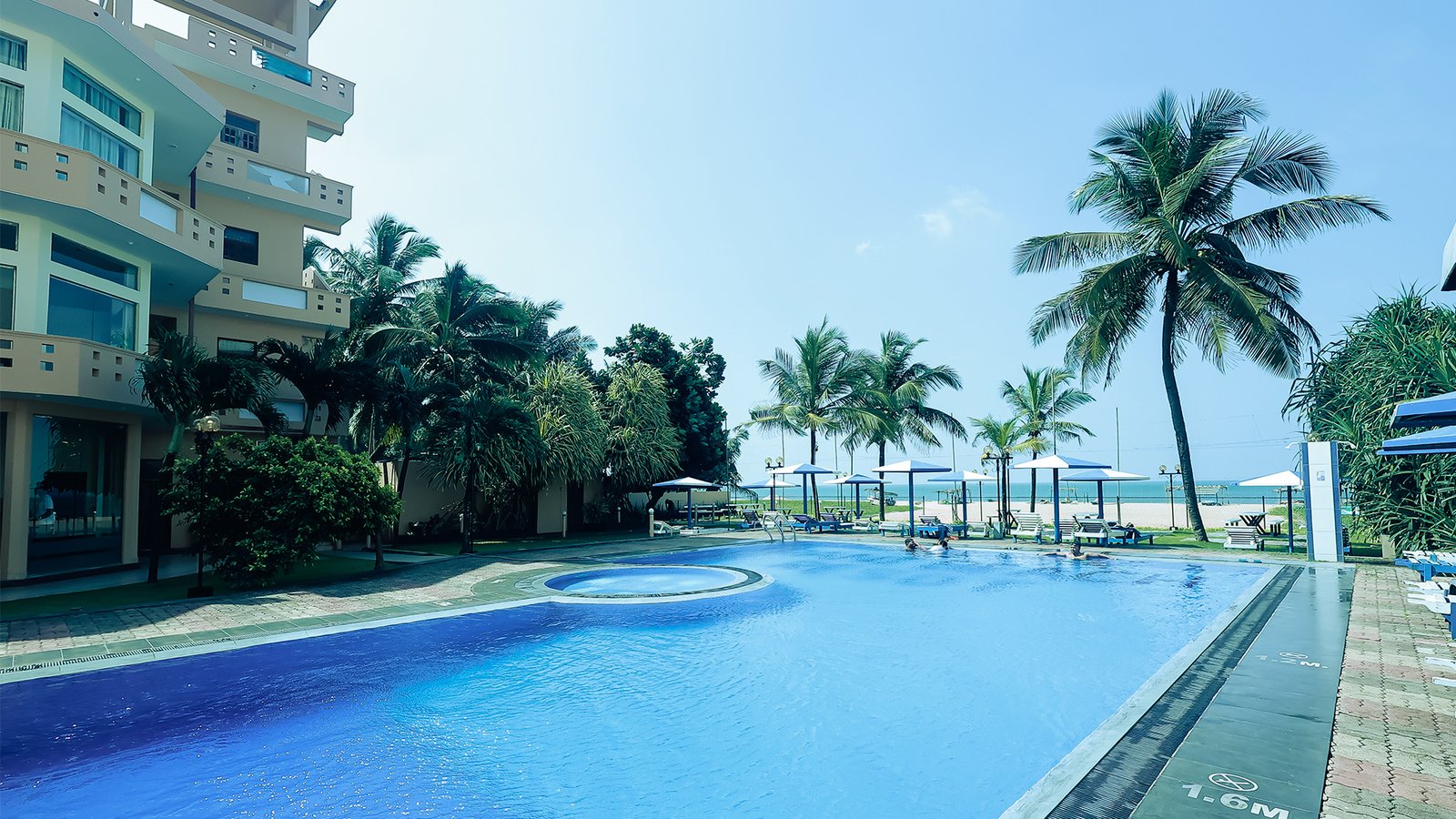 Rani Beach Resort — Negombo